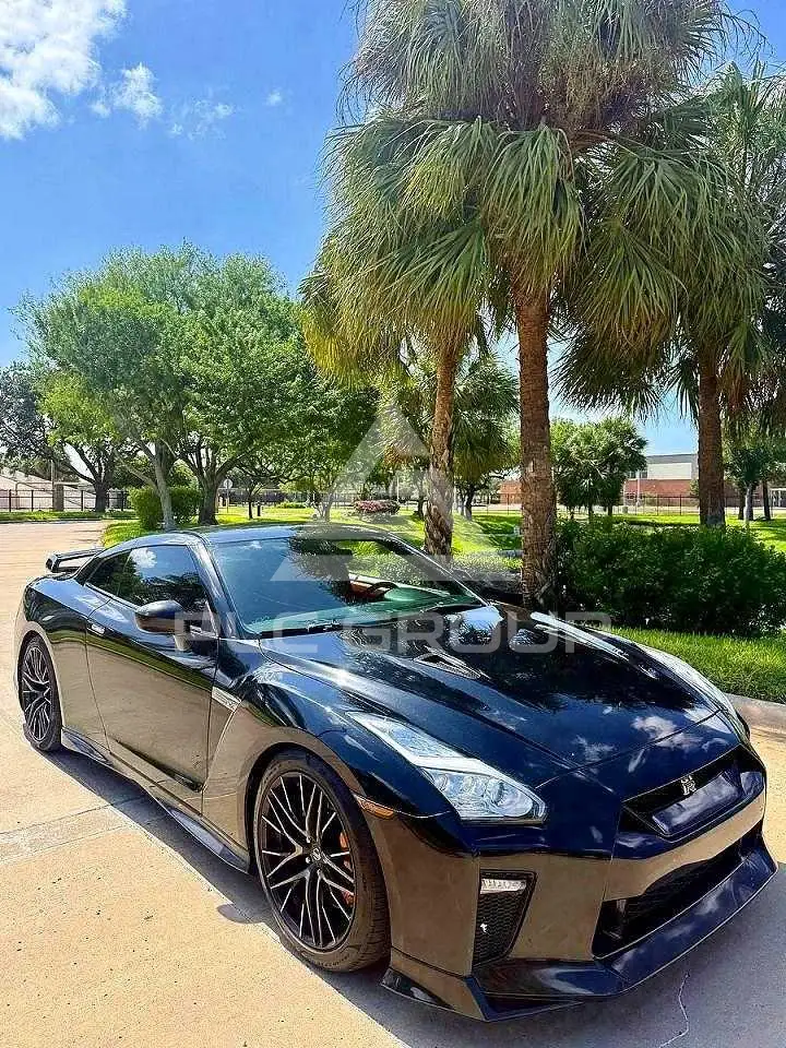 2017 Nissan GTR photo