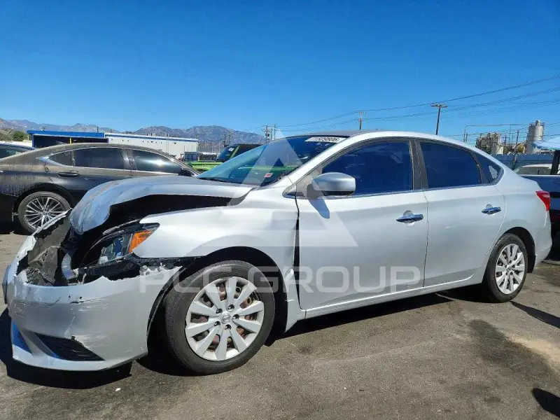 2017 Nissan SENTRA фото