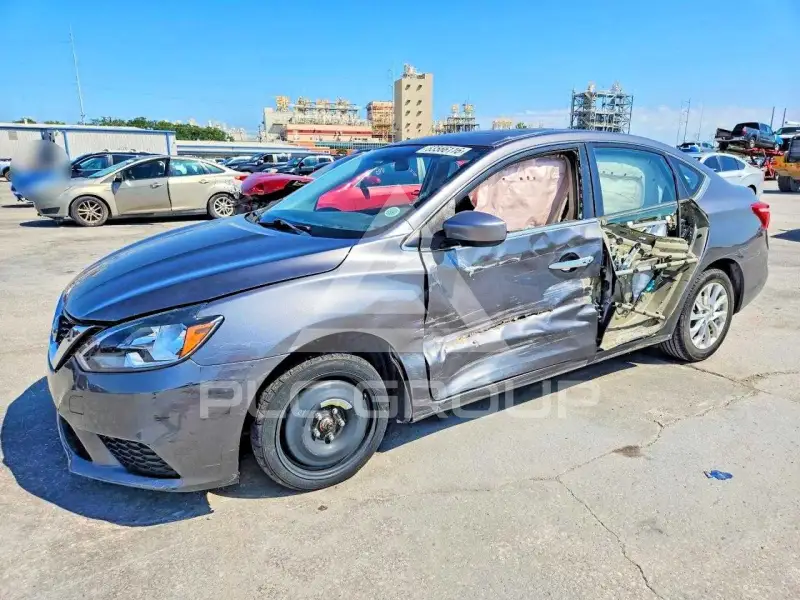 2017 Nissan SENTRA фото