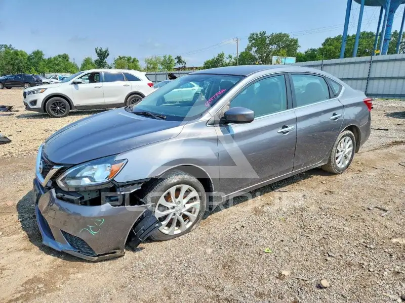2017 Nissan SENTRA фото