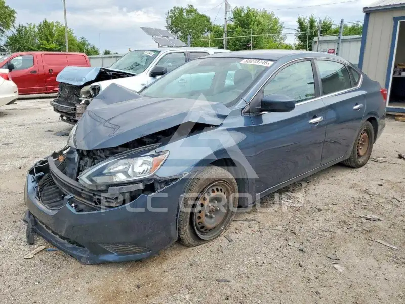 2017 Nissan SENTRA фото