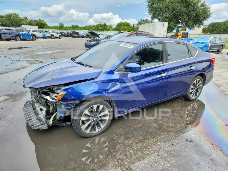 2017 Nissan SENTRA фото