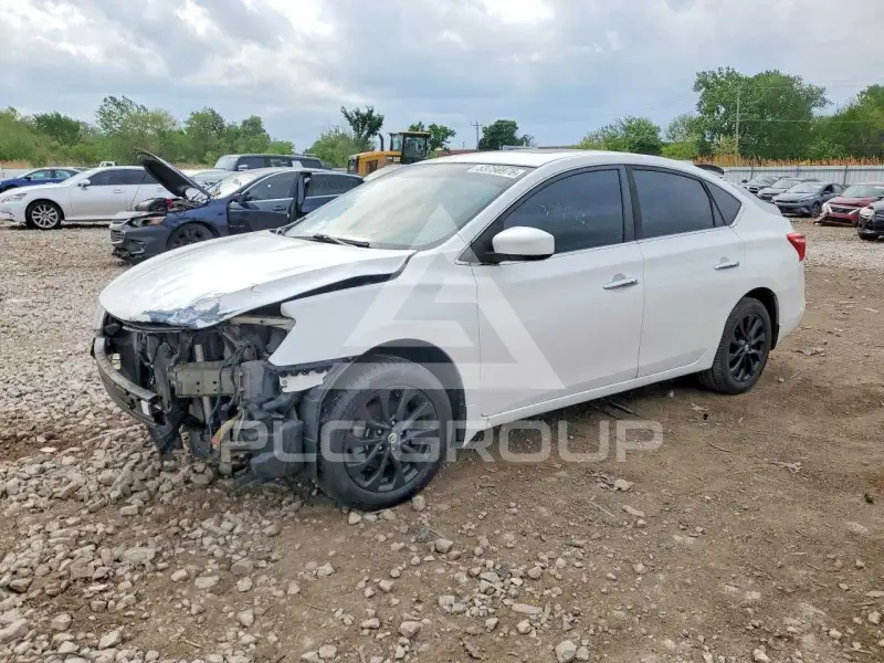 2017 Nissan SENTRA фото