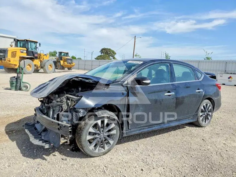 2017 Nissan SENTRA фото