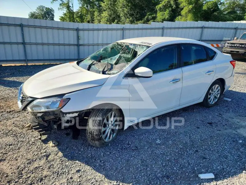 2017 Nissan SENTRA фото