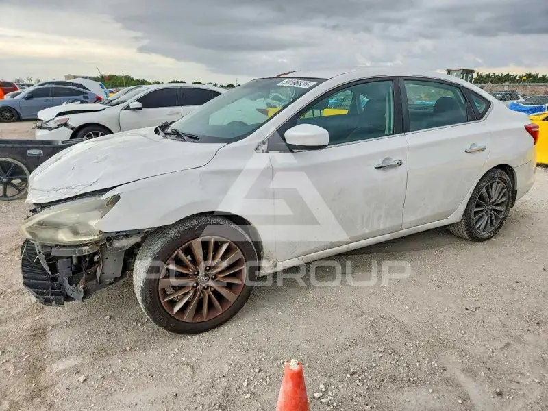 2017 Nissan SENTRA фото