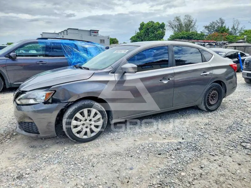 2017 Nissan SENTRA photo