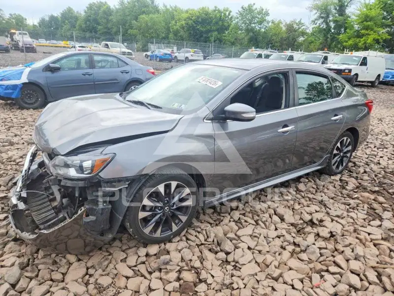 2017 Nissan SENTRA фото