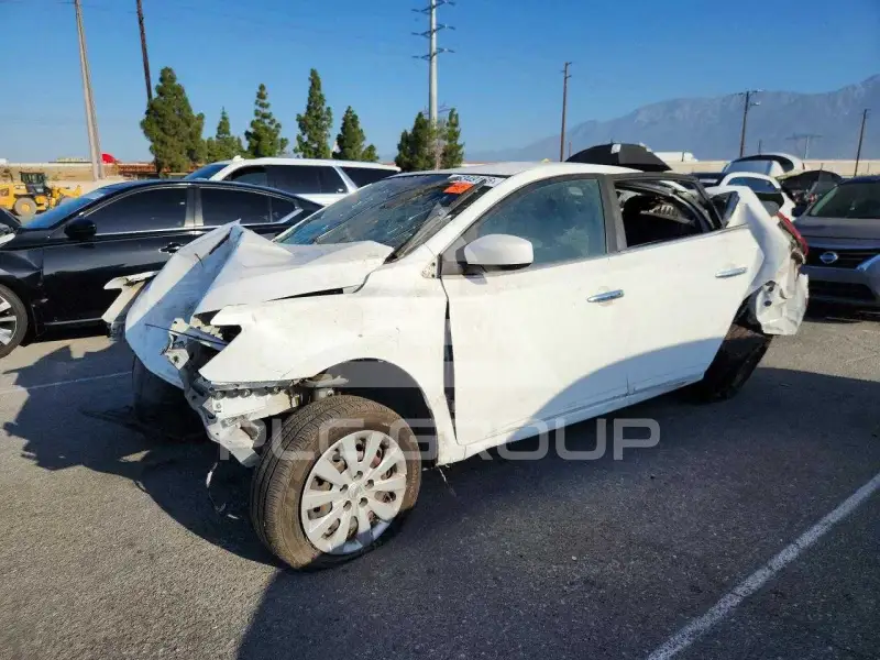 2017 Nissan SENTRA фото
