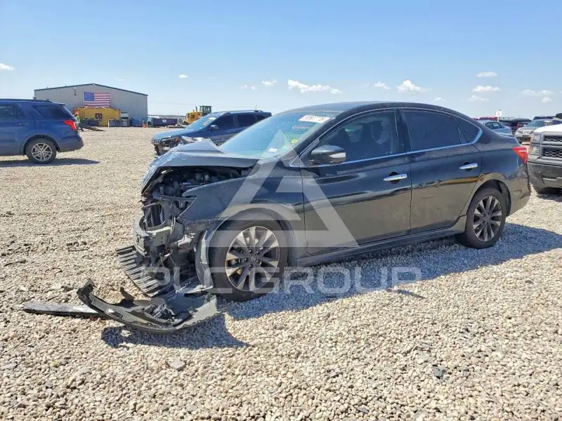 2017 Nissan SENTRA фото