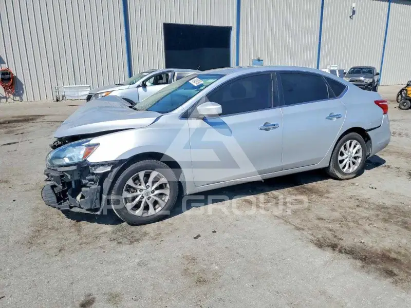 2017 Nissan SENTRA photo
