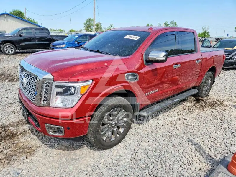 2017 Nissan TITAN фото