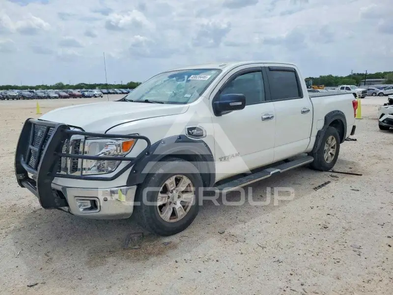 2017 Nissan TITAN фото