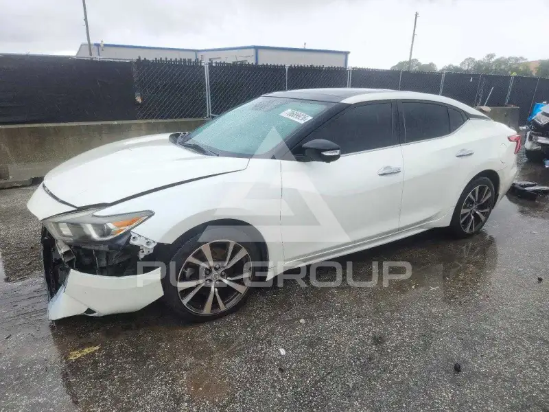 2017 Nissan MAXIMA photo