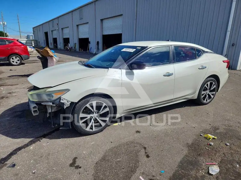 2017 Nissan MAXIMA photo