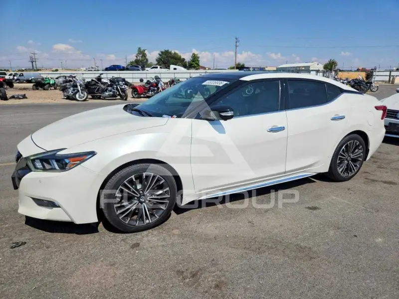 2017 Nissan MAXIMA photo