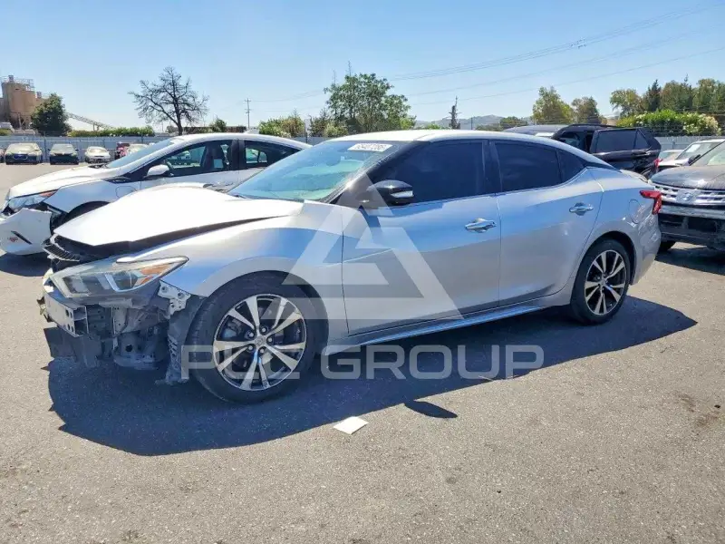 2017 Nissan MAXIMA photo