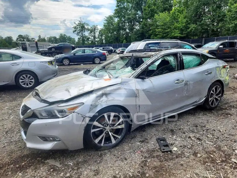 2017 Nissan MAXIMA photo