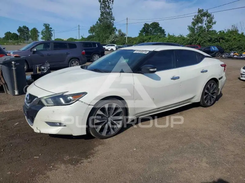 2017 Nissan MAXIMA photo