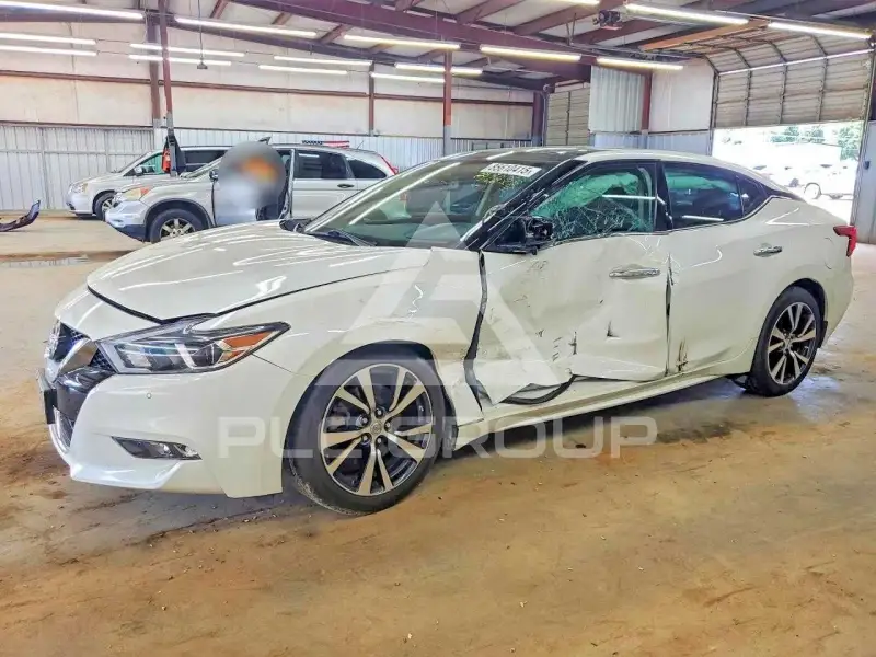 2017 Nissan MAXIMA photo