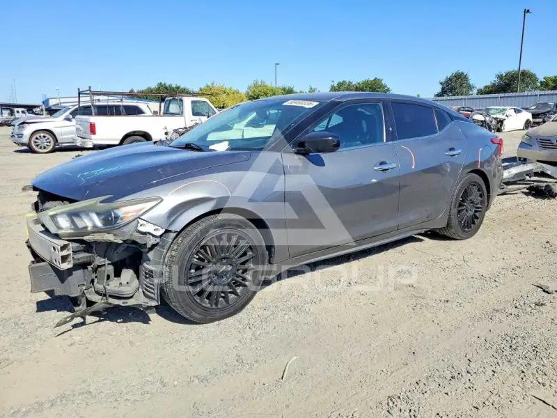 2017 Nissan MAXIMA photo