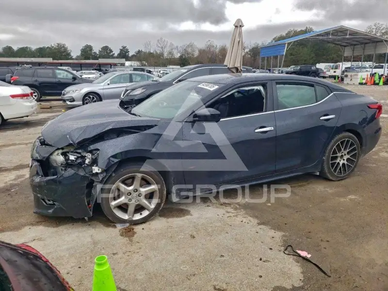 2017 Nissan MAXIMA photo