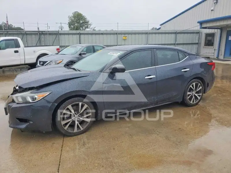 2017 Nissan MAXIMA photo