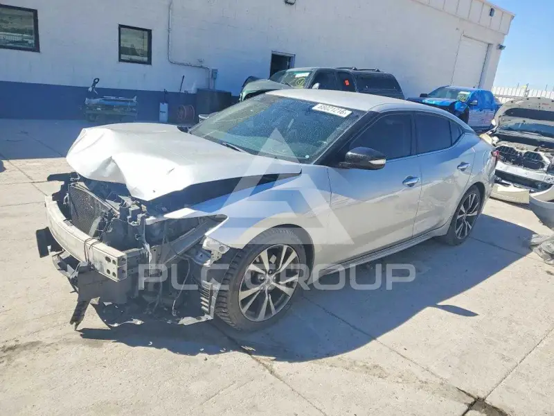2017 Nissan MAXIMA photo