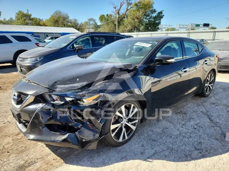 2017 Nissan MAXIMA photo