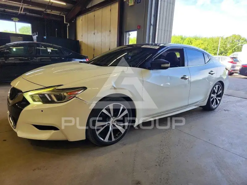 2017 Nissan MAXIMA photo