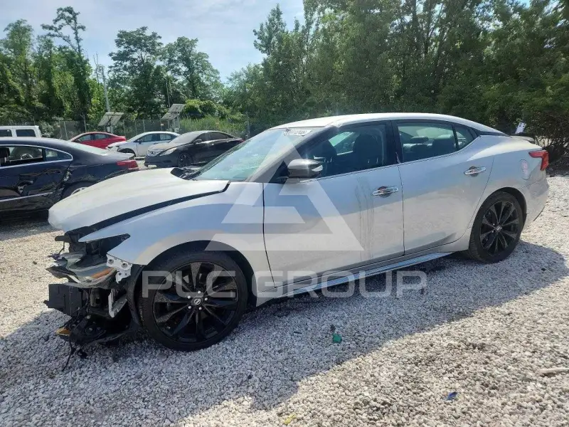 2017 Nissan MAXIMA photo