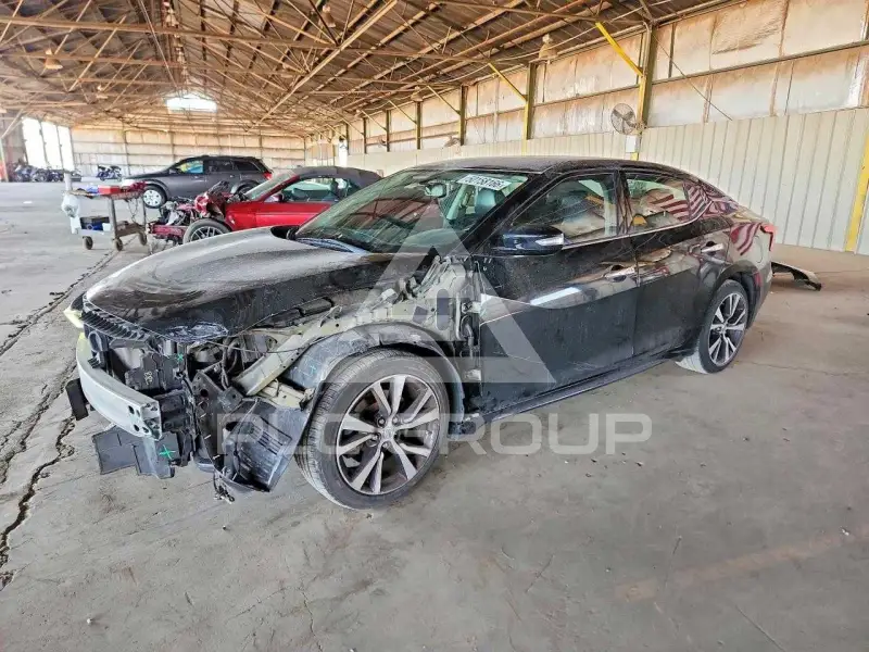 2017 Nissan MAXIMA photo