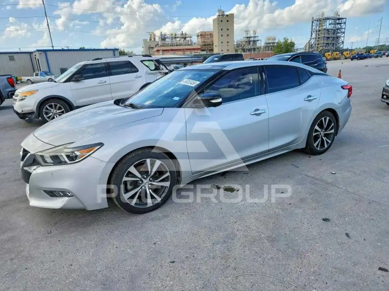 2017 Nissan MAXIMA photo