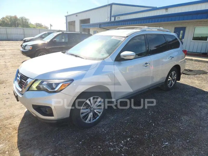 2017 Nissan PATHFINDER фото