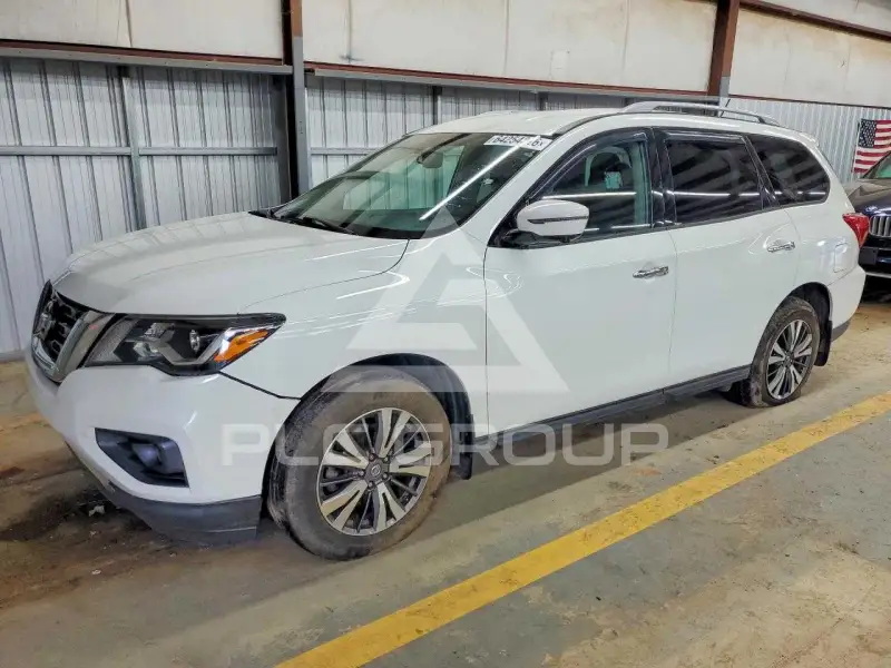 2017 Nissan PATHFINDER photo
