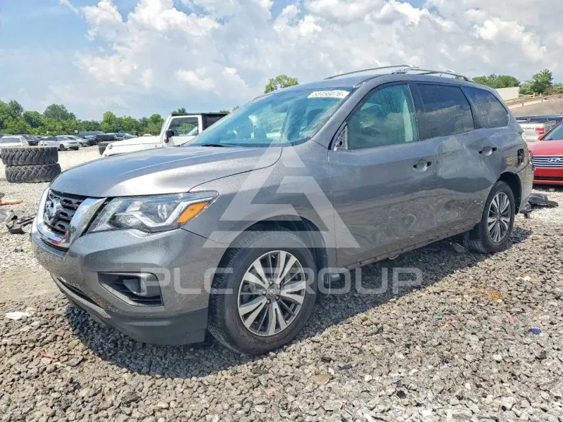 2017 Nissan PATHFINDER photo