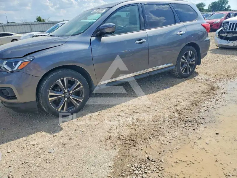 2017 Nissan PATHFINDER photo