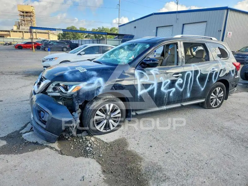 2017 Nissan PATHFINDER фото