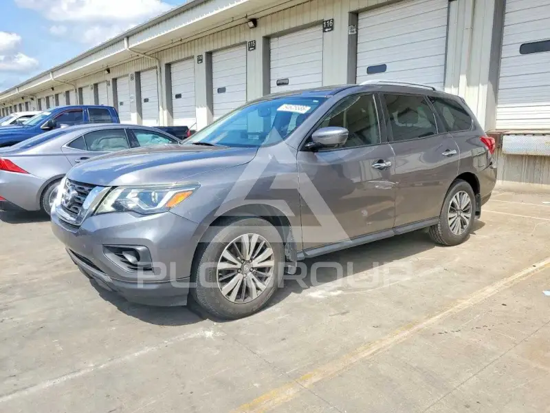 2017 Nissan PATHFINDER photo