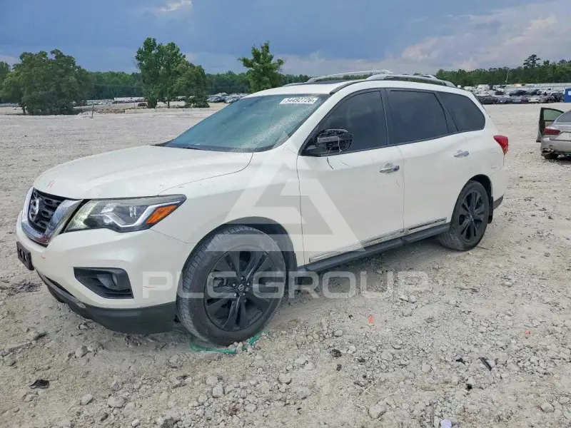 2017 Nissan PATHFINDER photo