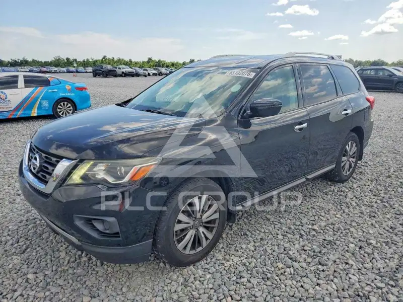 2017 Nissan PATHFINDER photo