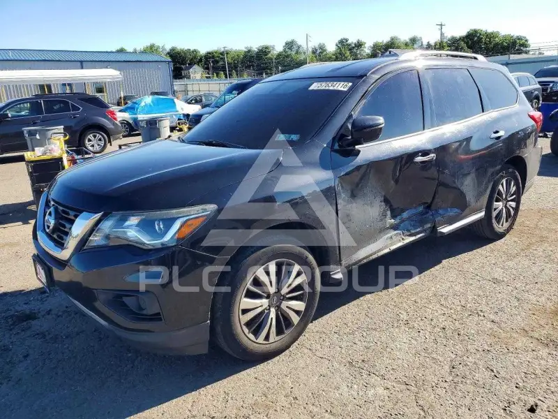 2017 Nissan PATHFINDER photo