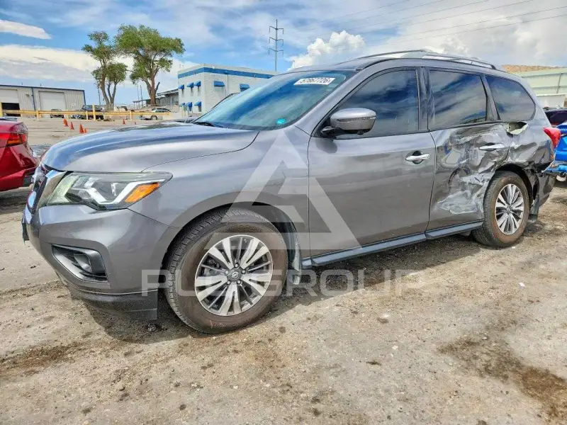 2017 Nissan PATHFINDER photo