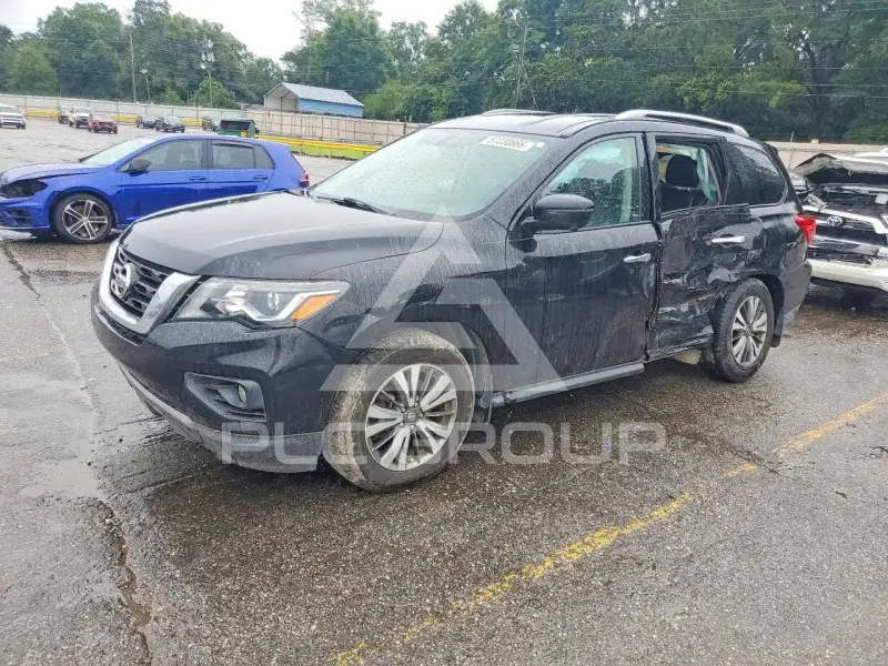 2017 Nissan PATHFINDER photo