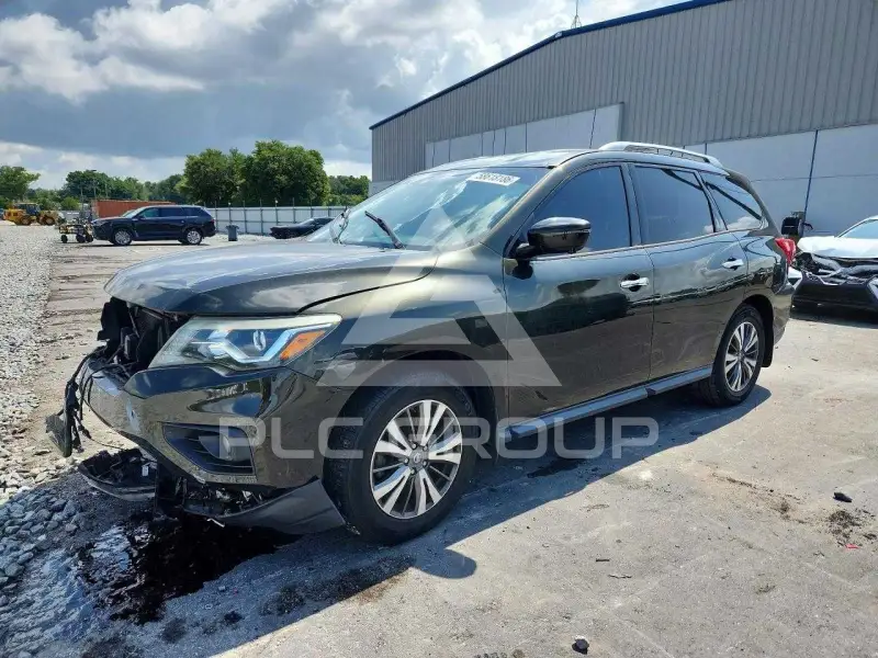 2017 Nissan PATHFINDER photo