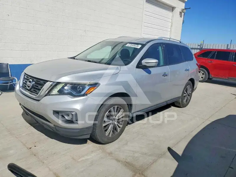 2017 Nissan PATHFINDER фото