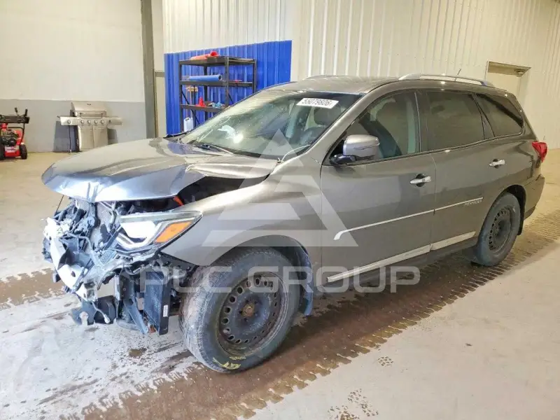 2017 Nissan PATHFINDER photo