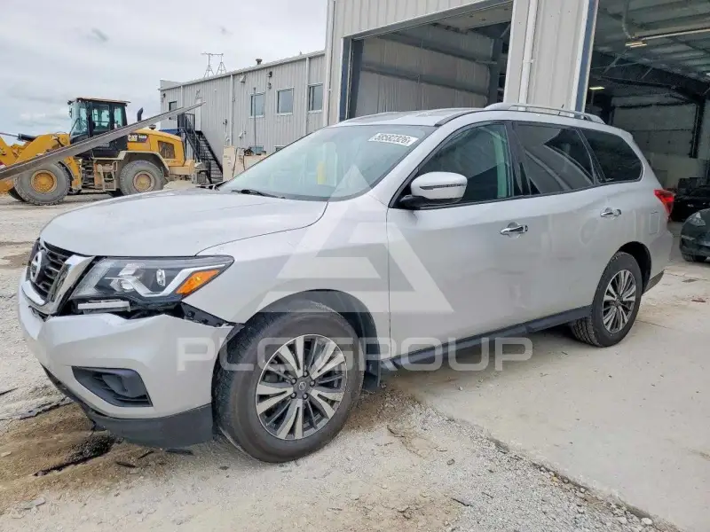 2017 Nissan PATHFINDER фото
