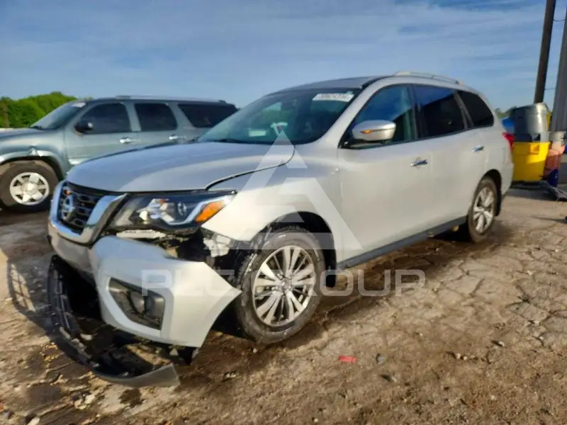 2017 Nissan PATHFINDER фото