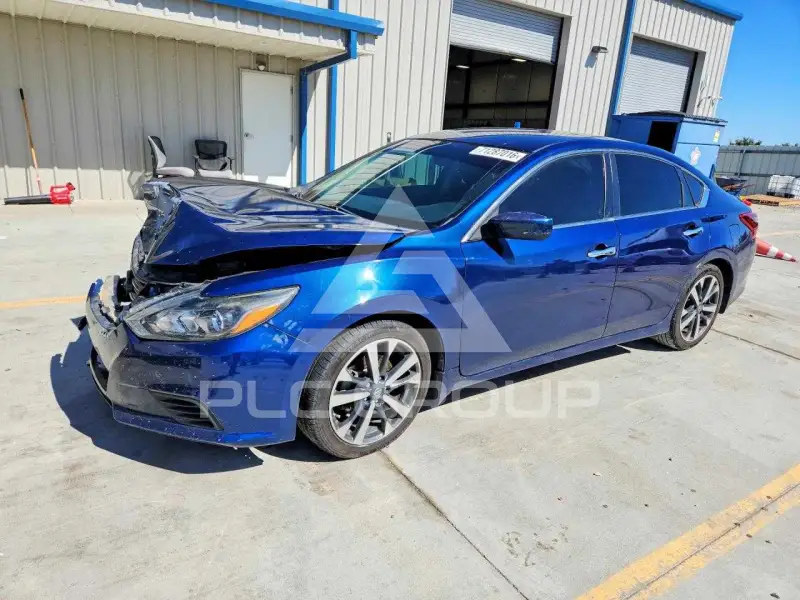 2017 Nissan ALTIMA фото